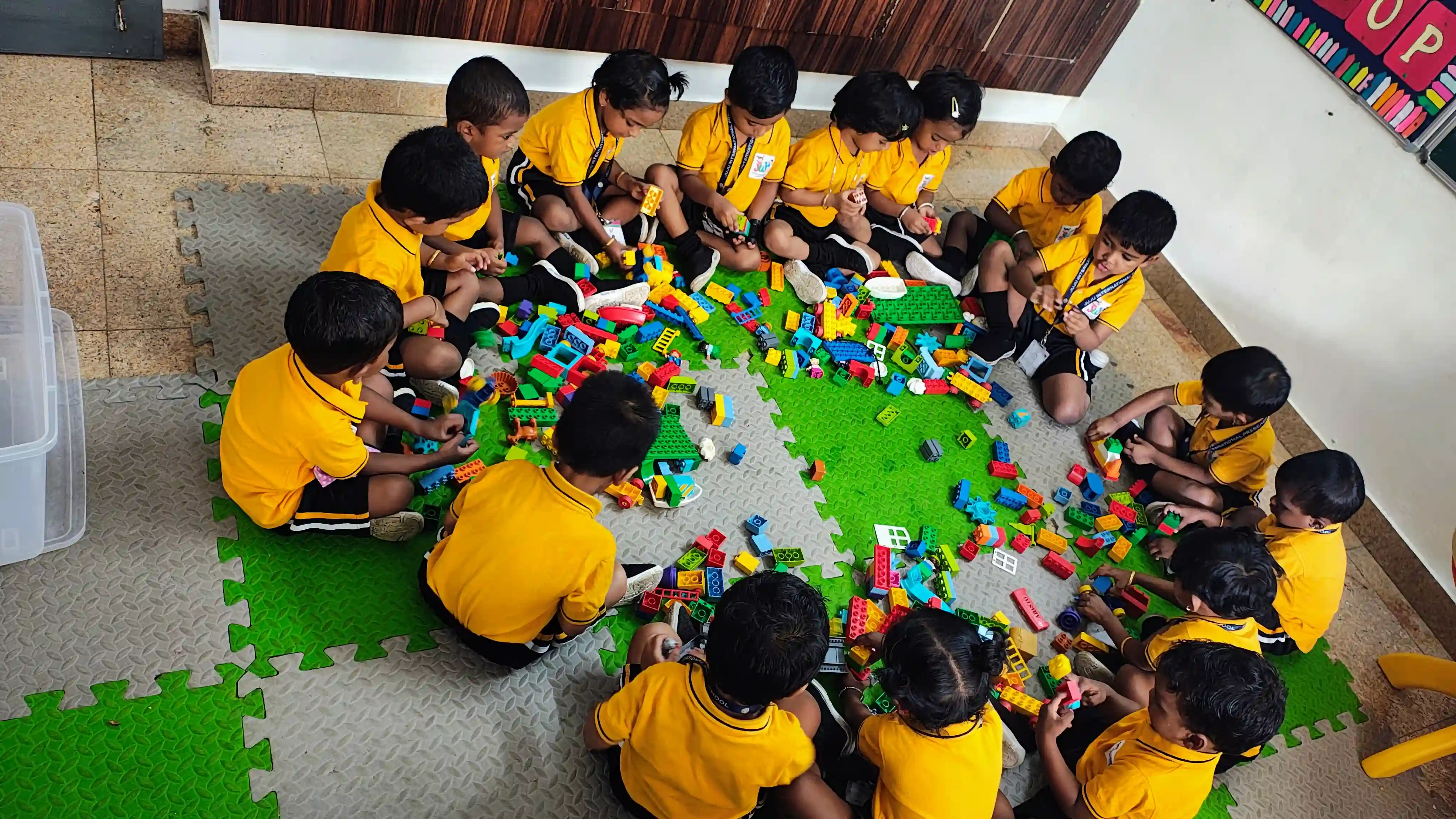 Juju International Preschool LEGO education