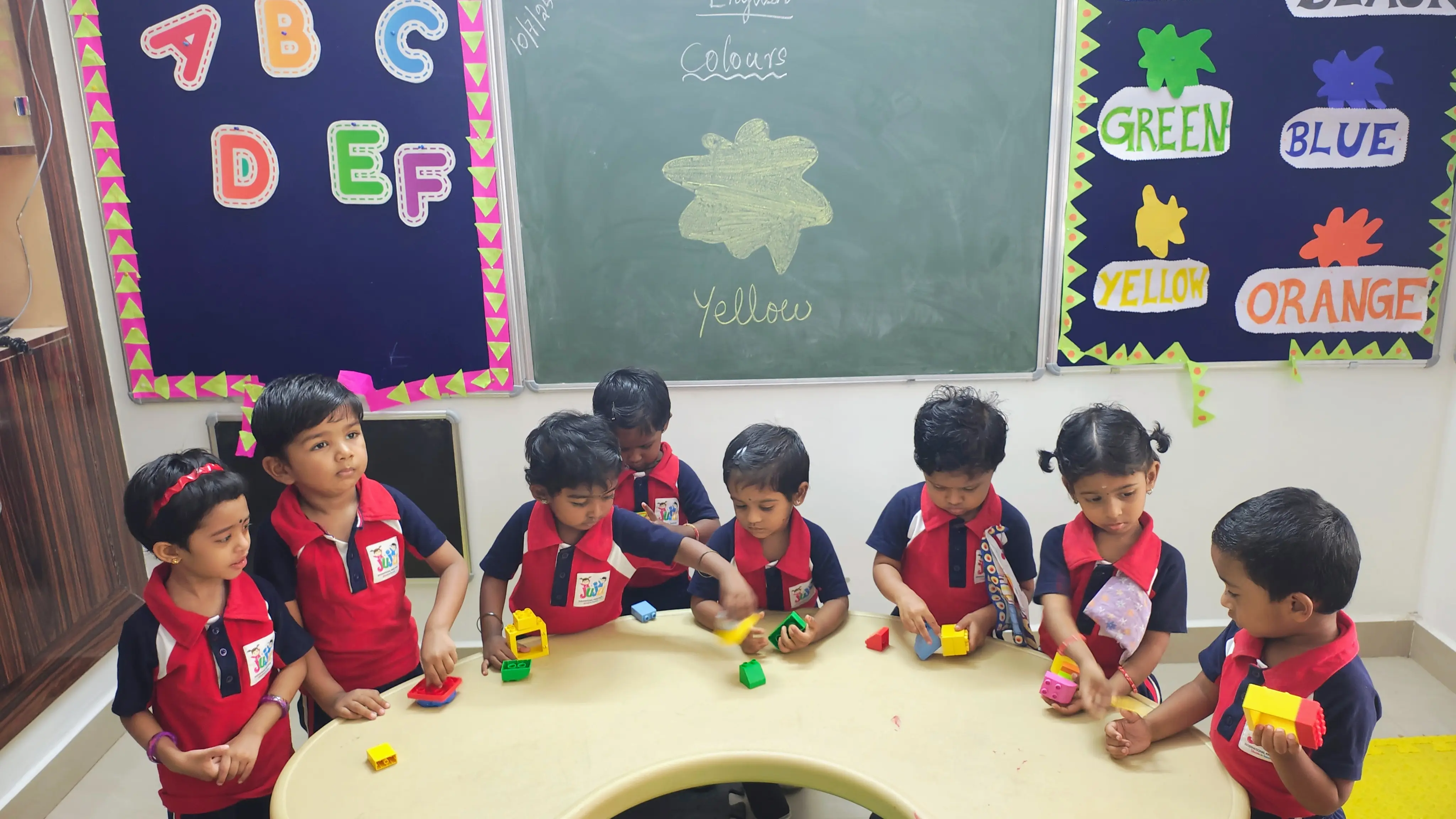 Juju International Preschool LEGO education